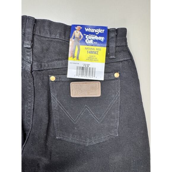 NWT Wrangler Womens Cowboy Cut Jeans 7x34 Black 14MWZ Natural Rise Slim Tapered - Picture 2 of 12